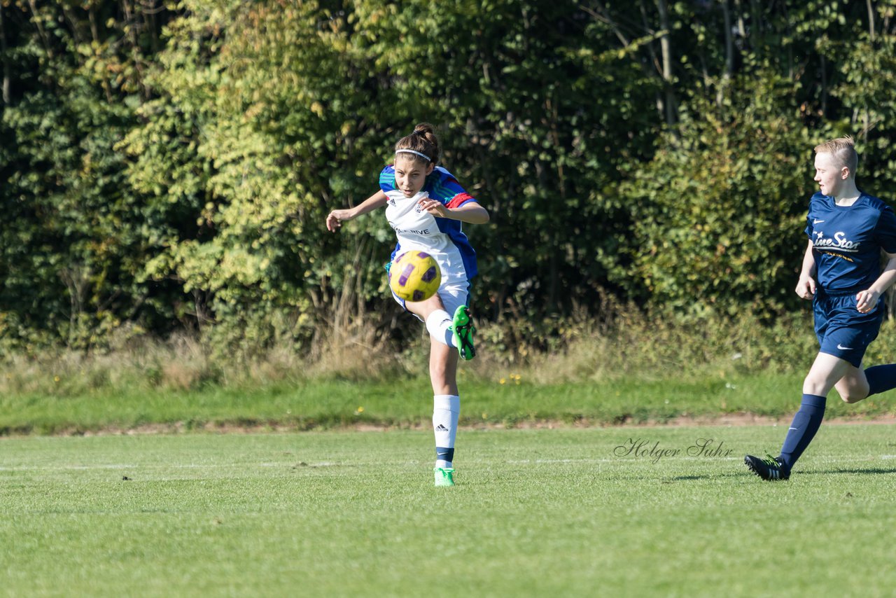 Bild 164 - B-Juniorinnen Krummesser SV - SV Henstedt Ulzburg : Ergebnis: 0:3